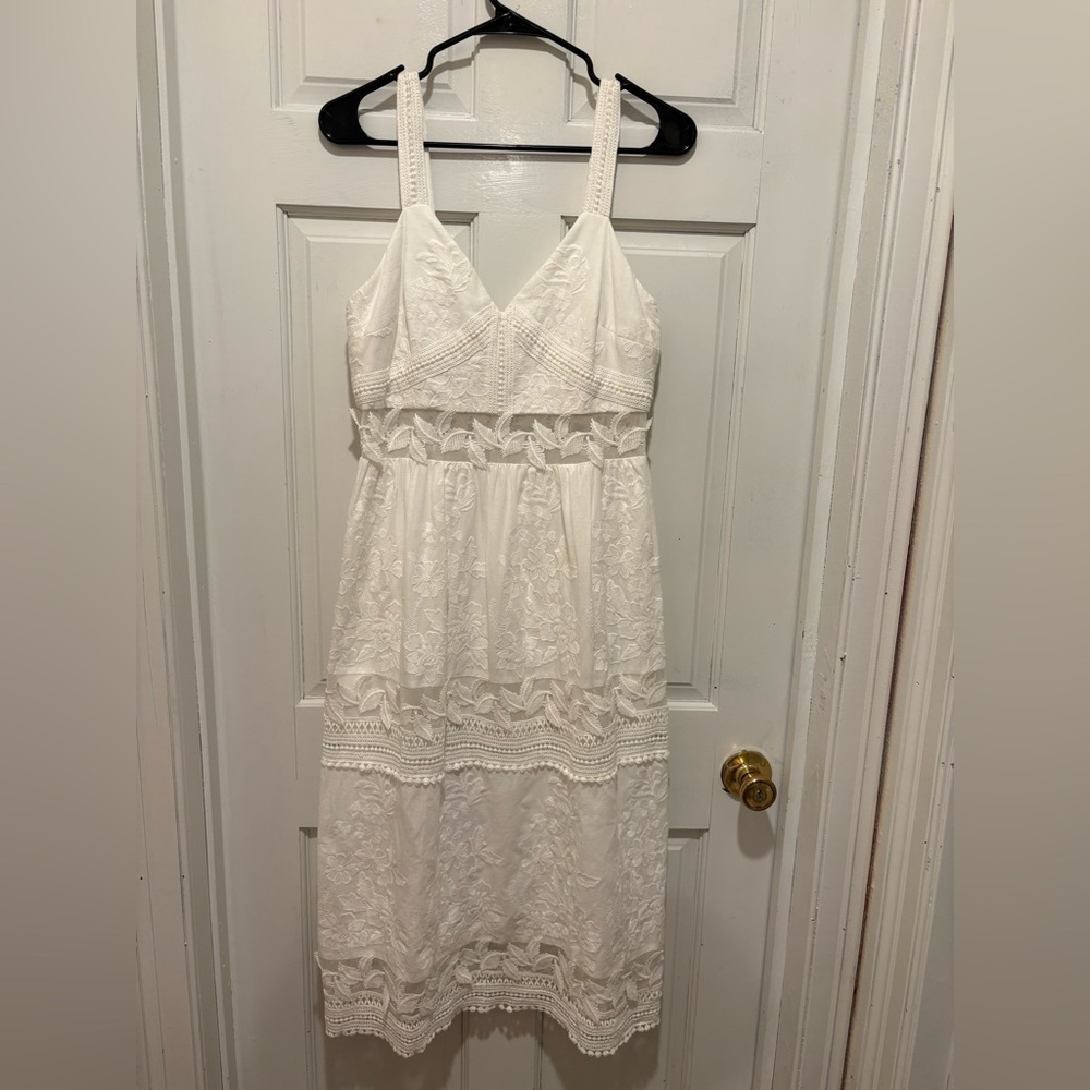 Chelsea & Violet Ivory Floral Dress - Picture 4 of 5